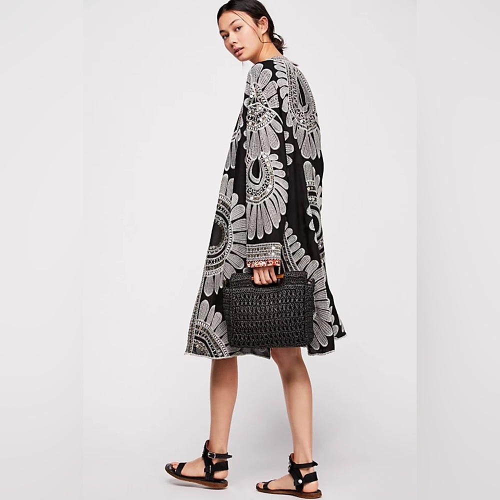 Free People "Lisbon Duster" Kimono Large New with Tags Black Embroidered Sequins